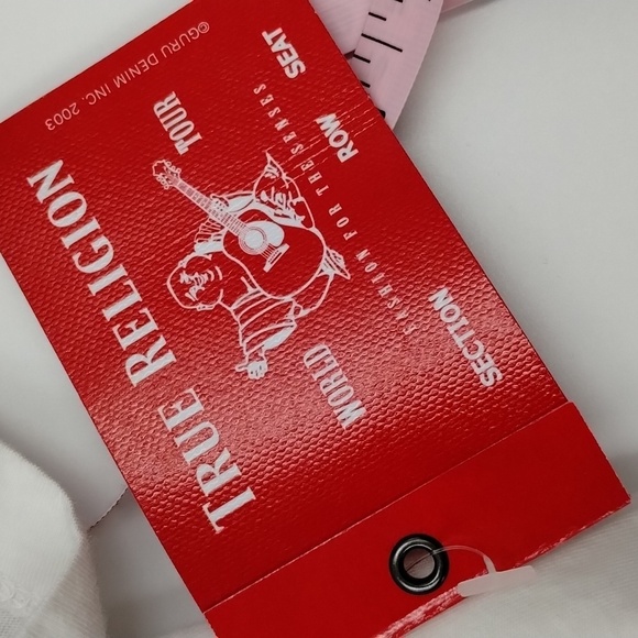 True Religion 'play nice and communicate' white blue letter graphic tee large - Picture 5 of 10